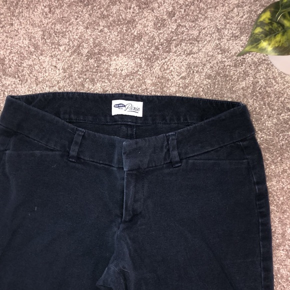 Old Navy Pixie navy blue ankle cut pants. Size 4 - Picture 3 of 4